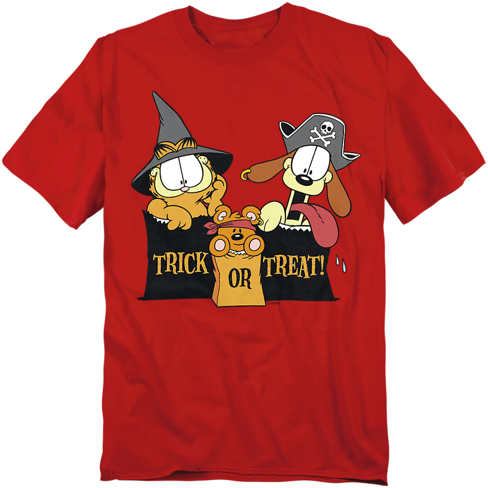 Red t-shirt featuring Garfield in a witch hat, Odie in a pirate hat, and Pooky in a candy bag with the words “Trick or Treat!”