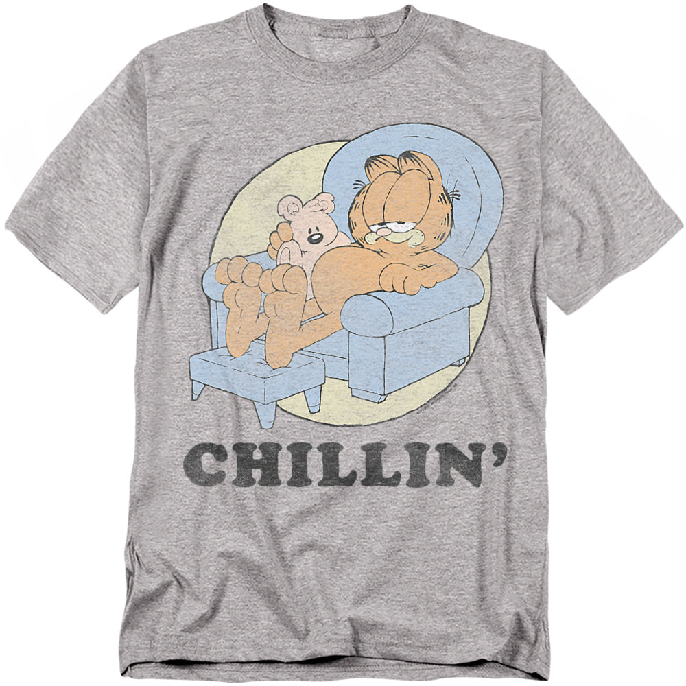 Gray t-shirt featuring Garfield lounging in a chair with Pooky the teddy bear and the word “Chillin’” below.