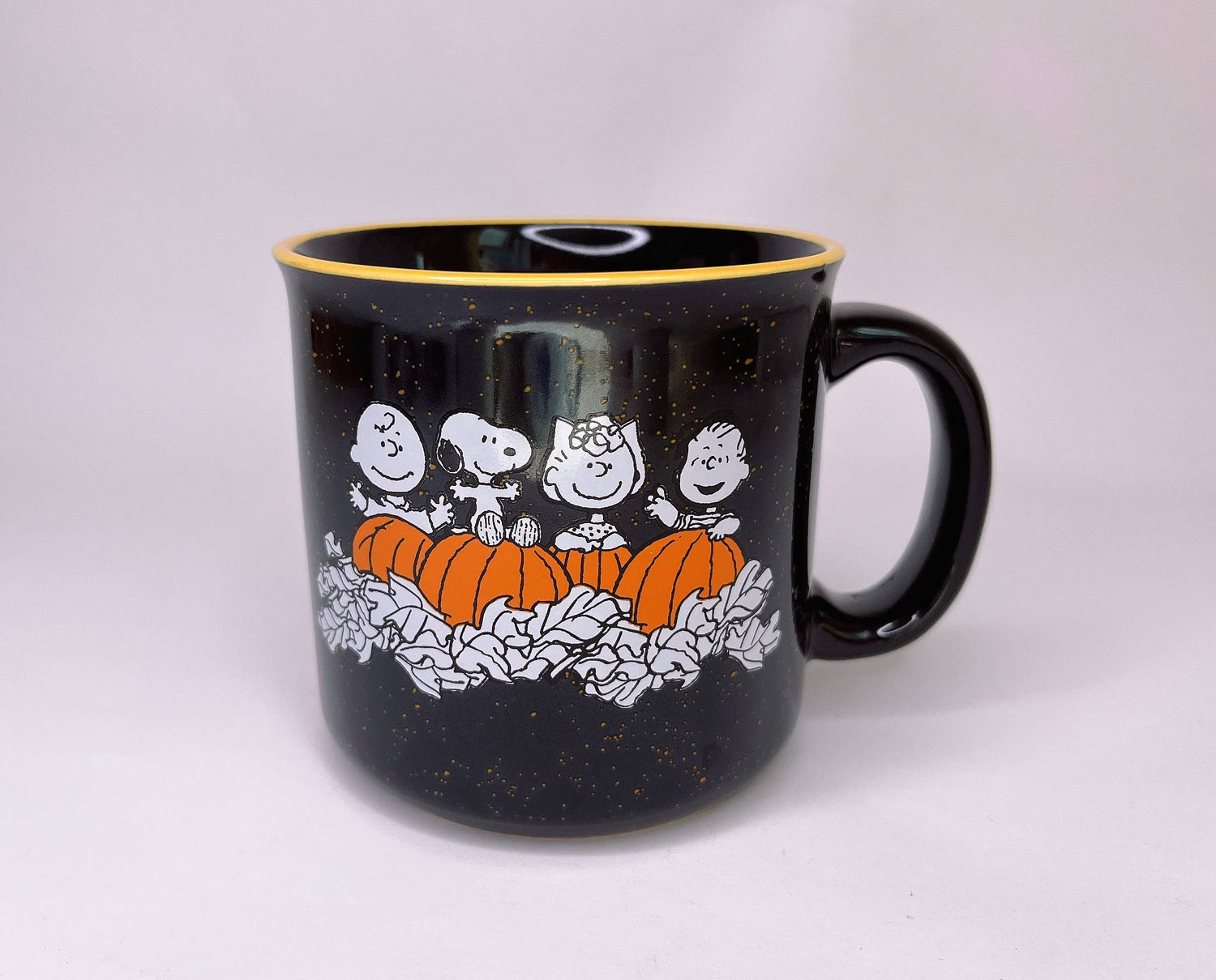 Peanuts Happy Halloween Pumpkin Patch 20z Ceramic Camper Mug