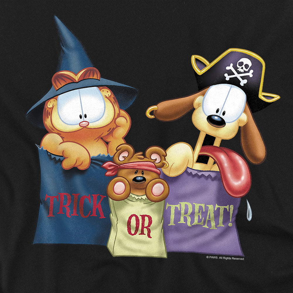 Garfield & Odie Trick or Treat Halloween T-Shirt