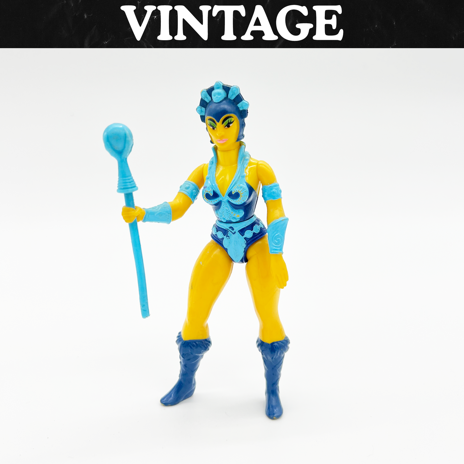 Vintage MOTU Evil-Lyn Action Figure