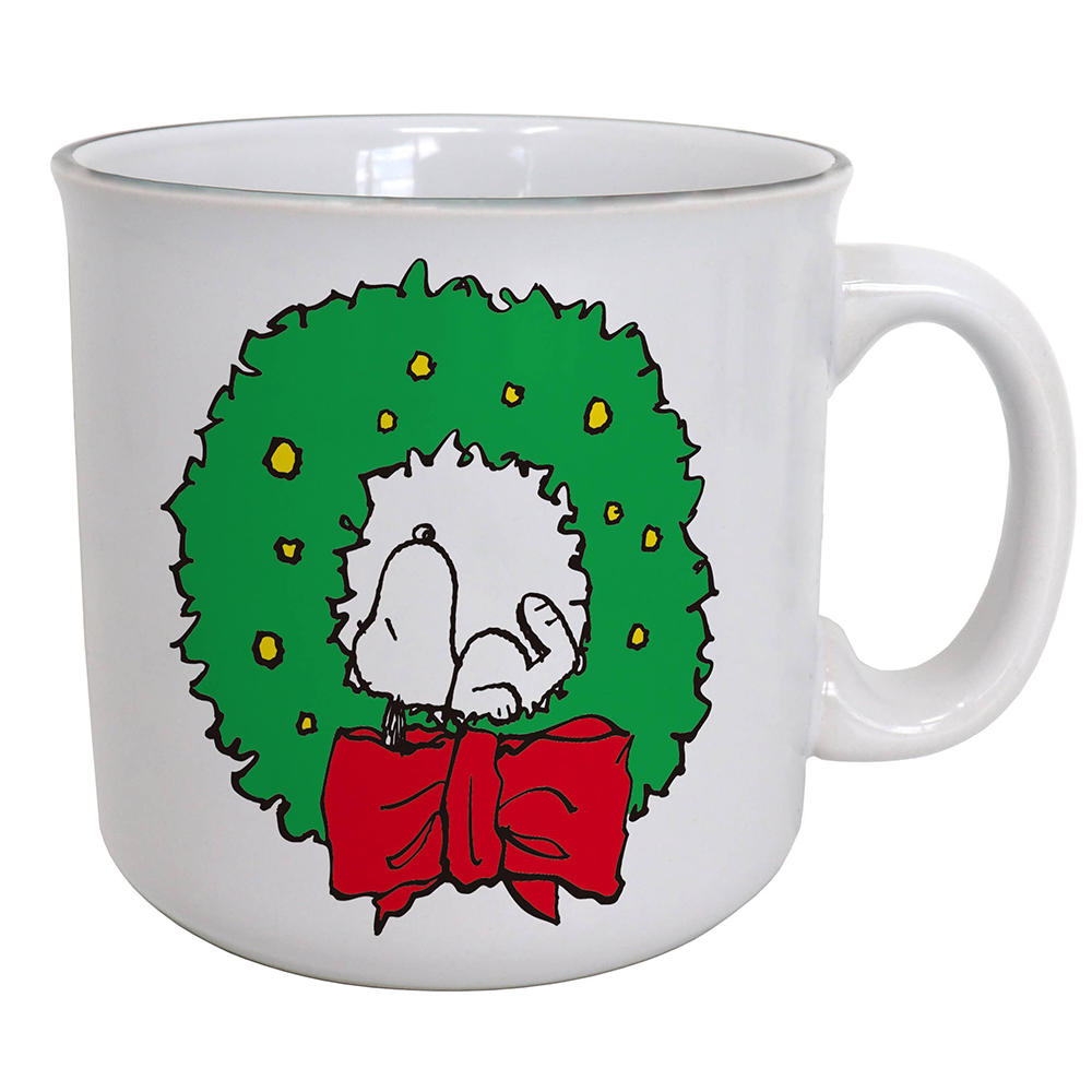 Snoopy Christmas Wreath Camper Mug (20oz)